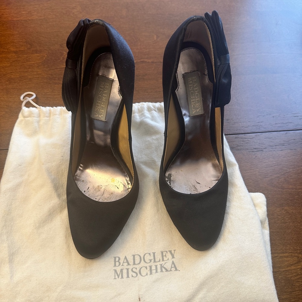 Badgley Mischka Elegant Black Heels
